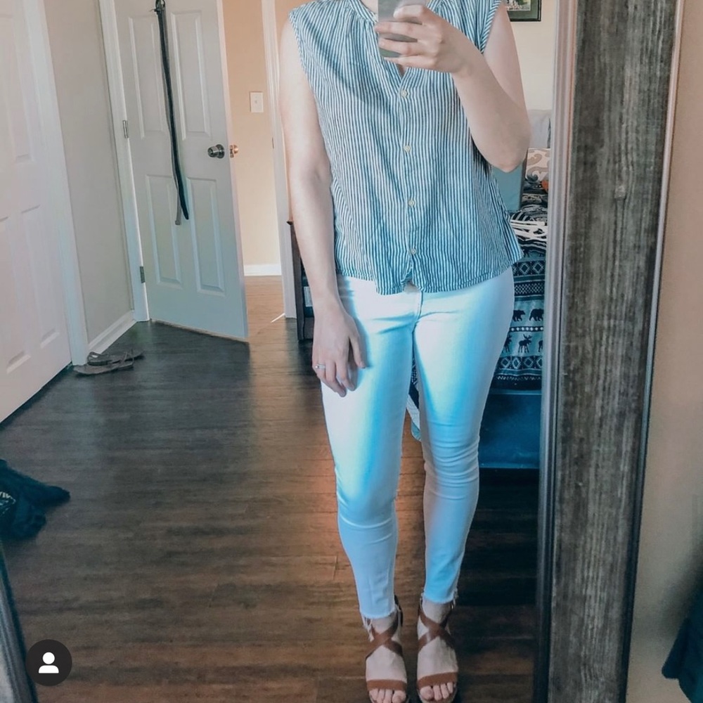 Striped button up tank top - Picture 4 of 4